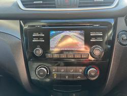 2014 Nissan
X-TRAIL TS