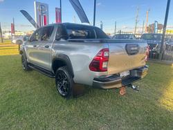 2021 Toyota
Hilux Rogue
