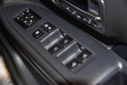 2020 Mitsubishi
                Outlander LS