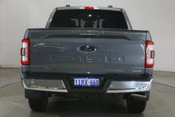 2024 Ford
                F-150 Lariat