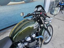 2015 Triumph THRUXTON 900 Green