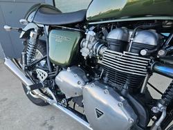 2015 Triumph THRUXTON 900 Green