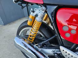 2017 Triumph THRUXTON R Red