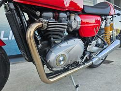 2017 Triumph THRUXTON R Red