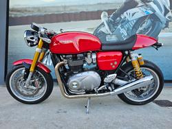 2017 Triumph THRUXTON R Red