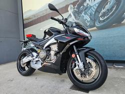 2023 APRILIA TUONO FACTORY Black