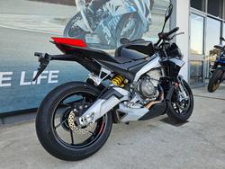 2023 APRILIA TUONO FACTORY Black