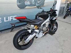 2023 APRILIA TUONO FACTORY Black