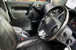 2020 Renault
                Kangoo Maxi