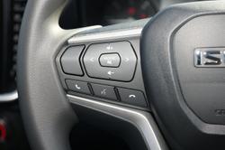 2025 Isuzu
                MU-X LS-M