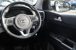 2017 Kia
Sportage Si