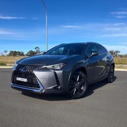 2020 Lexus
UX 250h Luxury