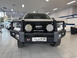 2021 Toyota
Hilux SR5