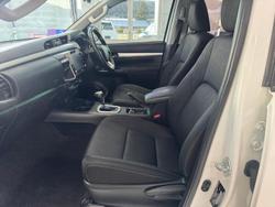2021 Toyota
                Hilux SR5
