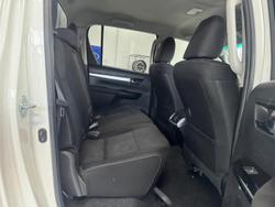 2021 Toyota
Hilux SR5