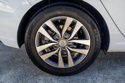 2017 Hyundai i30 Active PD MY18 Polar White