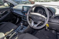 2017 Hyundai i30 Active PD MY18 Polar White