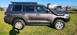 2018 Toyota Landcruiser Sahara VDJ200R 4X4 Dual Range Graphite