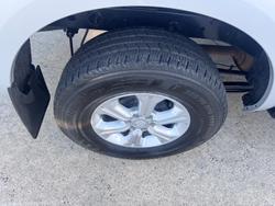 2019 Nissan Navara ST D23 Series 4 4x2 Brilliant Silver