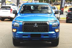 2025 Mitsubishi
Triton GLX+