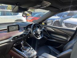 2017 Mazda
                CX-9 GT
