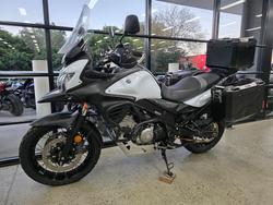 2015 Suzuki V-STROM 650 XT WHITE