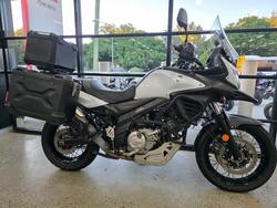 2015 Suzuki V-STROM 650 XT WHITE