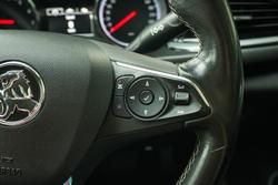 2019 Holden
Commodore LT
