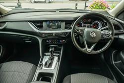 2019 Holden
Commodore LT