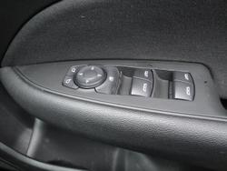 2019 Holden
Commodore LT