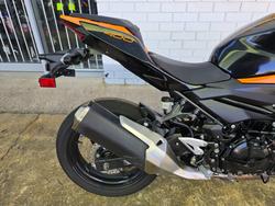 2020 Kawasaki Z400 Orange