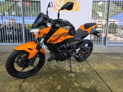 2020 Kawasaki Z400 Orange