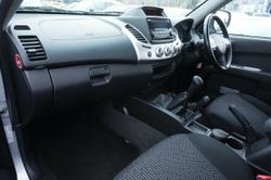2014 Mitsubishi
Triton GLX-R