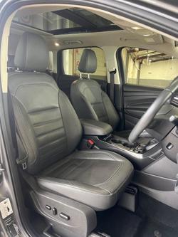 2019 Ford
Escape Titanium