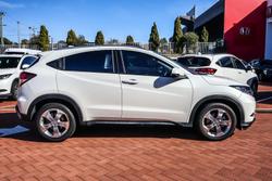 2016 Honda
HR-V VTi-S