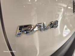 2023 Toyota
RAV4 GX