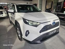 2023 Toyota
RAV4 GX