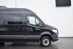 2024 Mercedes-Benz Sprinter 415 Transfer VS30 Jet Black