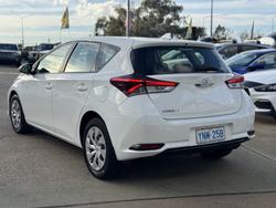 2016 Toyota
Corolla Ascent