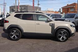 2025 Renault
Duster Techno