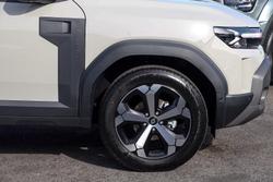 2025 Renault
Duster Techno