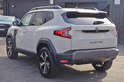 2025 Renault
Duster Techno