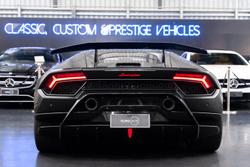 2018 Lamborghini
Huracan Performante