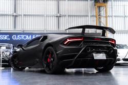 2018 Lamborghini
Huracan Performante