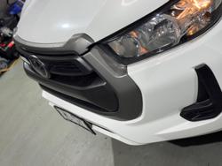 2022 Toyota
Hilux SR