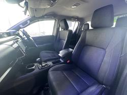 2022 Toyota
Hilux SR