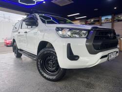 2022 Toyota
Hilux SR