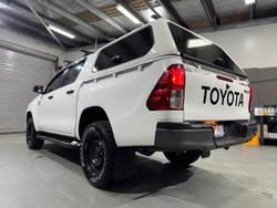 2022 Toyota
Hilux SR
