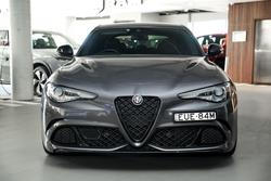 2022 Alfa Romeo Giulia Quadrifoglio