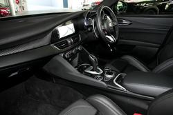 2022 Alfa Romeo Giulia Quadrifoglio